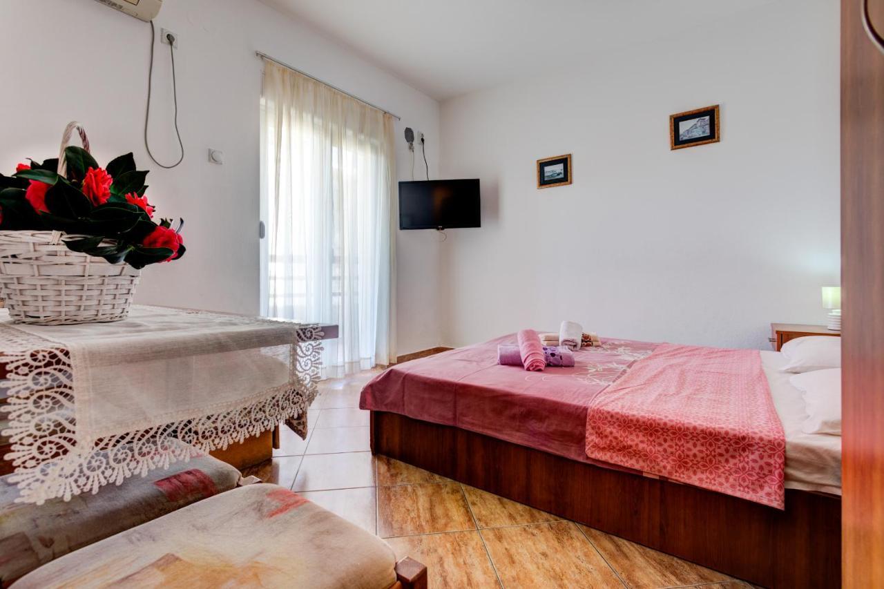 Villa Savovic Petrovac المظهر الخارجي الصورة