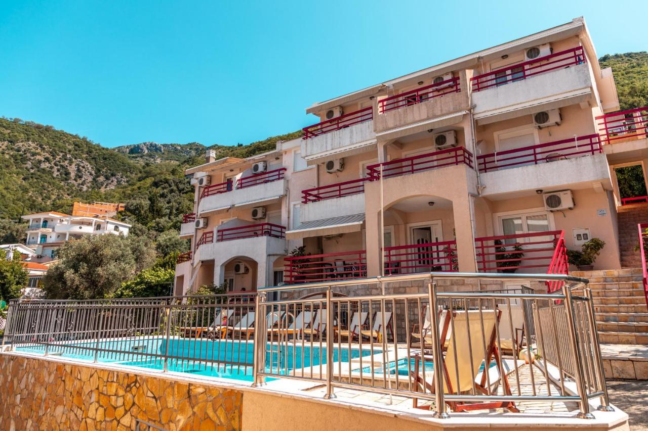 Villa Savovic Petrovac المظهر الخارجي الصورة